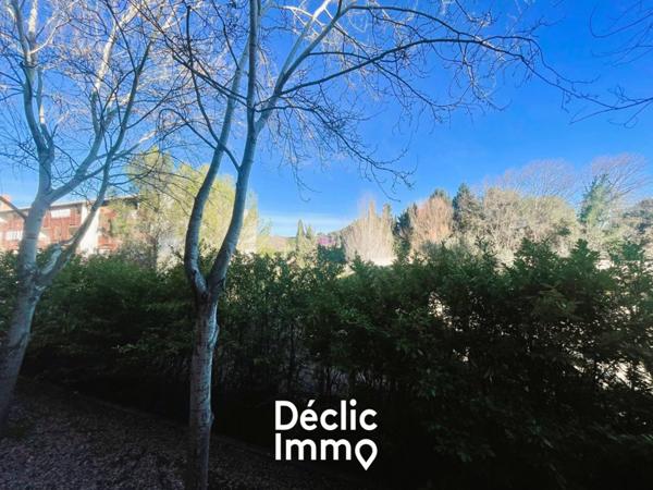 Vente appartement Montpellier Hôpitaux - facultés, 97m² 5 pièces 300 000€