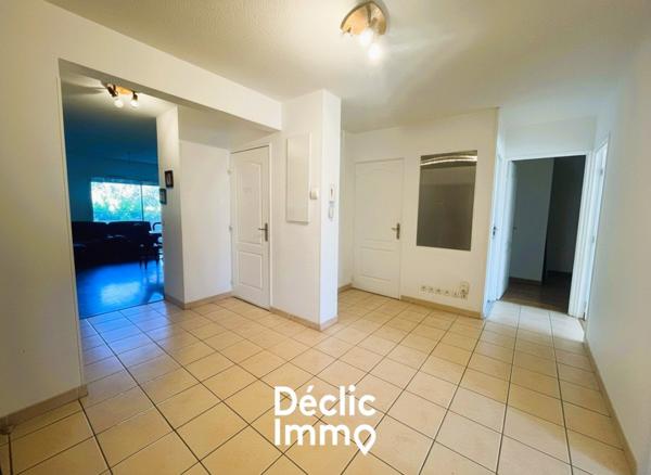 Vente appartement Montpellier Hôpitaux - facultés, 97m² 5 pièces 300 000€
