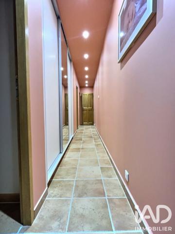 Maison à vendre 6 pièces 185 m² Saint-Martin-de-Crau