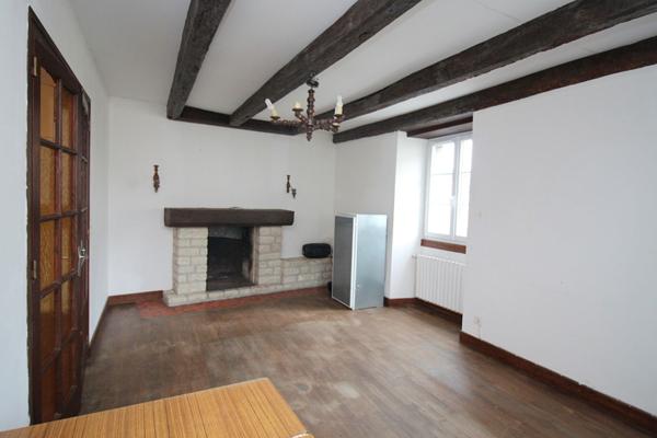 Achat maison La Rochebeaucourt-et-Argentine - 4 pièce(s) - 75 m² - 59 675 €