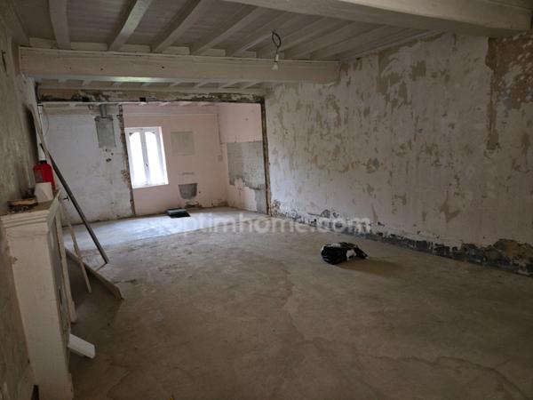 Maison à vendre 5 pièces CHAROLLES (71)