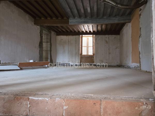 Maison à vendre 5 pièces CHAROLLES (71)