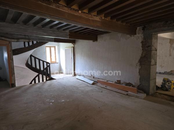 Maison à vendre 5 pièces CHAROLLES (71)