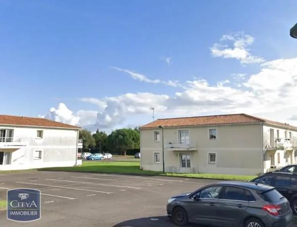 Appartement à louer 2 pièces 45.87m² Luçon (85400)