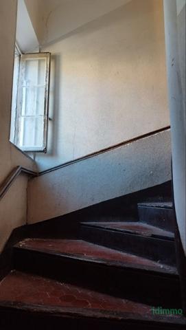 Affaire Draguignan immeuble de 5 appartements dont 4 F3 et un F2+cave et local 315000€ crn2392  Draguignan (83300)