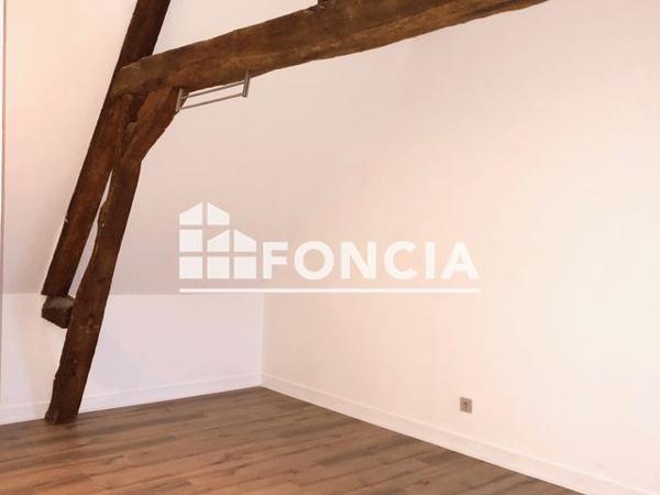 Location Appartement 4 pièces 103.23 m² - 55 RUE SERURIER Laon 02000