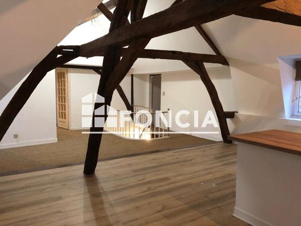 Location Appartement 4 pièces 103.23 m² - 55 RUE SERURIER Laon 02000