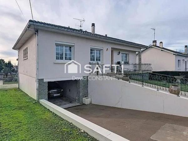 MAISON FAMILIALE EN CENTRE VILLAGE