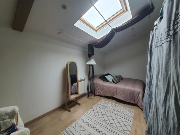 Maison à AMBARES-ET-LAGRAVE, 33440 - 7 pièces 240m²