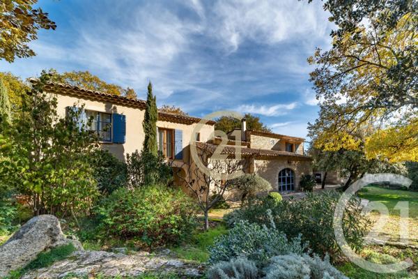 Maison à vendre  5 pièces - 185,06 m2 UZES - 30