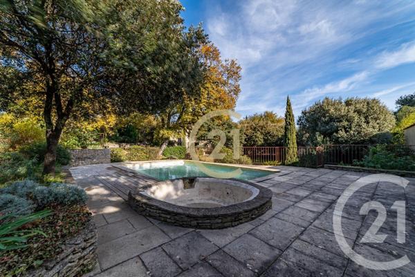 Maison à vendre  5 pièces - 185,06 m2 UZES - 30