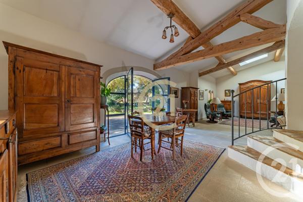 Maison à vendre  5 pièces - 185,06 m2 UZES - 30