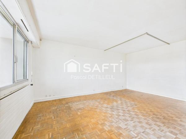 GARCHES – Les Bures Studio 50m2 Centre-Ville à 5 minutes