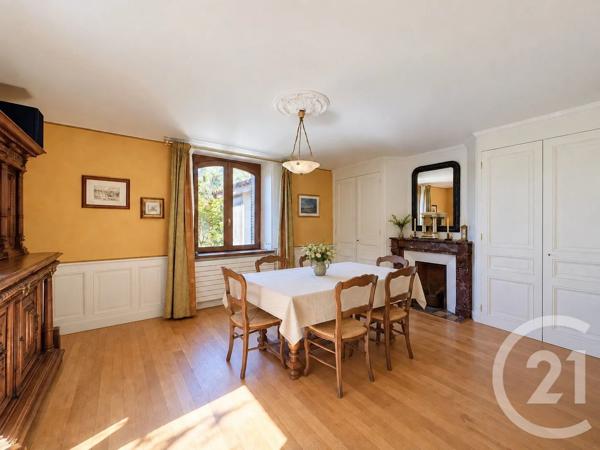 Maison à vendre  7 pièces - 198 m 2   ST MAURICE L EXIL  - 38