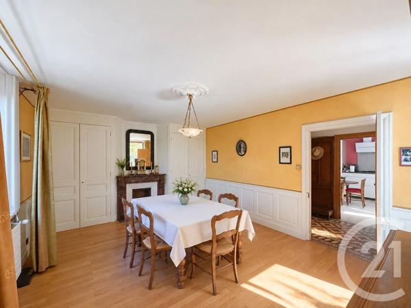 Maison à vendre  7 pièces - 198 m 2   ST MAURICE L EXIL  - 38