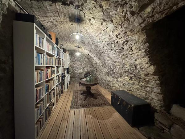 Vente Maison de village 9 pièces 278 m2 à Villeneuve