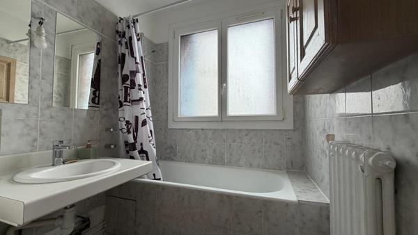 Appartement 3 pièces à vendre à Livry Gargan - 150 000 €