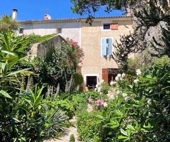 Maison de village de 166 m²