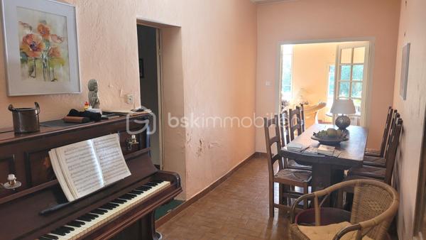 Maison de village de 166 m²