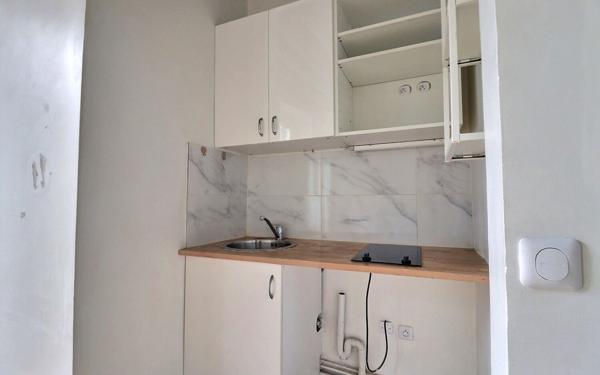 Appartement à vendre    1 pièce • 19 m2 Paris 19