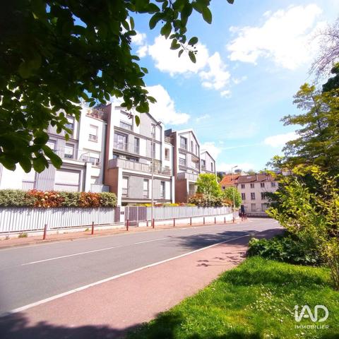 Location appartement 3 pièces 59 m² Cachan
