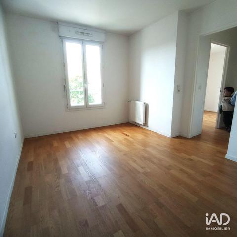 Location appartement 3 pièces 59 m² Cachan