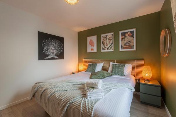 T3 meublé et refait à neuf avec parking et balcon