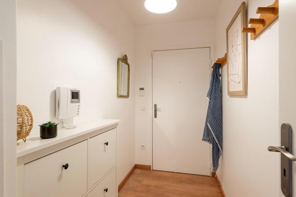 T3 meublé et refait à neuf avec parking et balcon