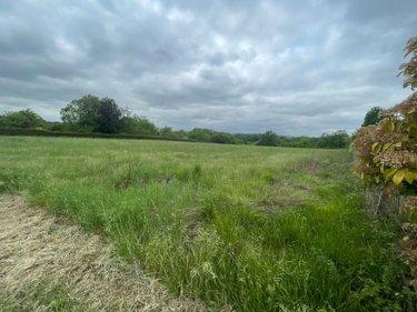 Terrain à Batir à vendre à Verteillac en Dordogne (24320), ref : 077/1724