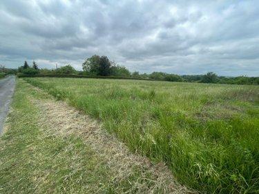 Terrain à Batir à vendre à Verteillac en Dordogne (24320), ref : 077/1724