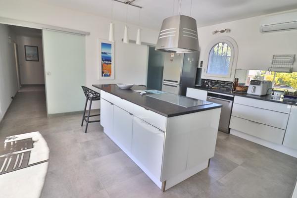 Plan de Cuques - Villa provençale T5 de 142m2