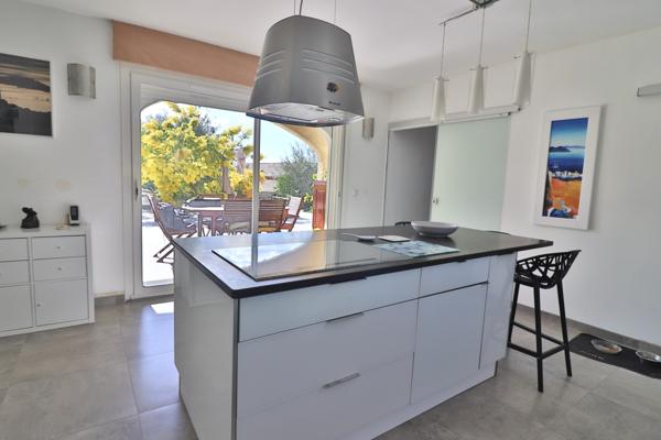 Plan de Cuques - Villa provençale T5 de 142m2