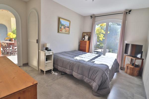 Plan de Cuques - Villa provençale T5 de 142m2