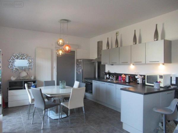 Appartement à vendre à Bourg-en-Bresse dans l'Ain (01000), ref : 01018-417