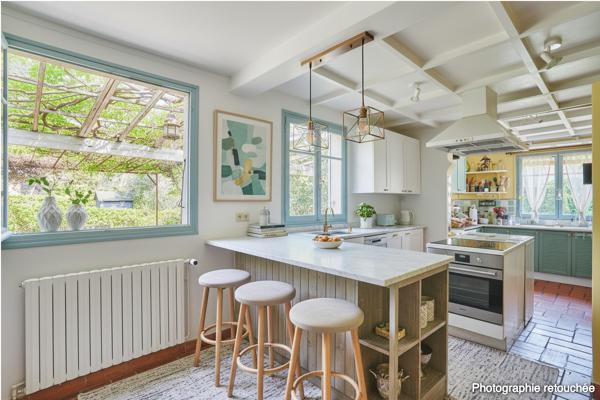 Maison Provençale 8 pièces à vendre à  15 Minutes d'Aix-en-Provence- 617 900 €