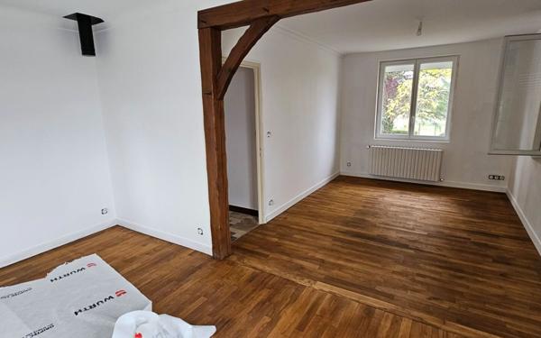 Maison à louer    5 pièces •  Montmorillon