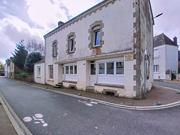 Immeuble centre-ville Scaer 4 logements 145 m2