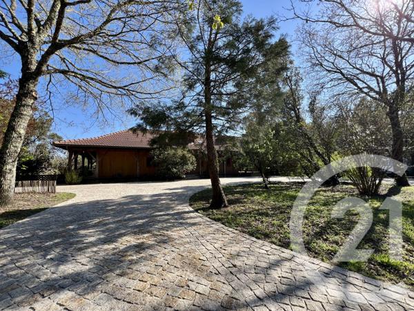 Maison à vendre  5 pièces - 169,50 m 2   ANDERNOS LES BAINS  - 33