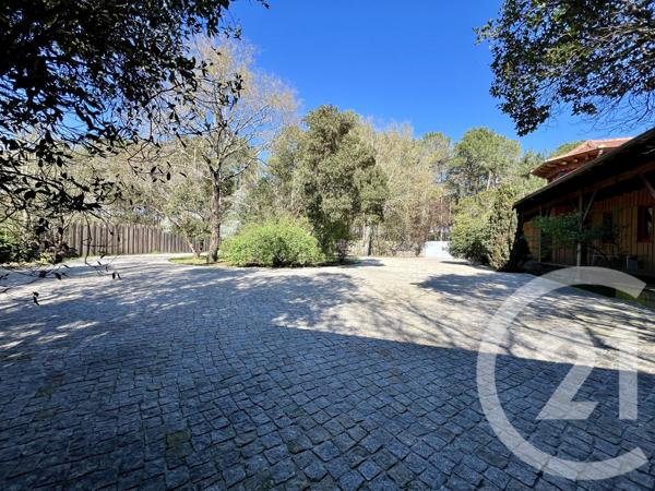 Maison à vendre  5 pièces - 169,50 m 2   ANDERNOS LES BAINS  - 33