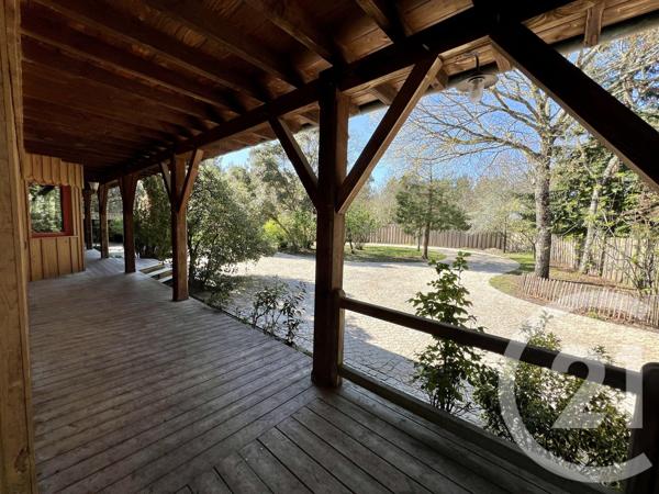 Maison à vendre  5 pièces - 169,50 m 2   ANDERNOS LES BAINS  - 33