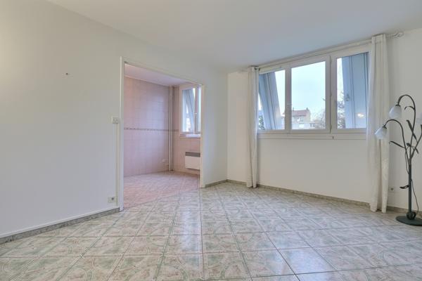 SAINT-DENIS BEL APPARTEMENT 76 M2 