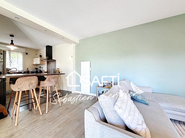 Lavaur – Maison T4 vendue louée dans résidence sécurisée avec piscine