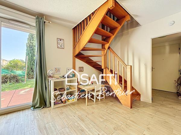 Lavaur – Maison T4 vendue louée dans résidence sécurisée avec piscine