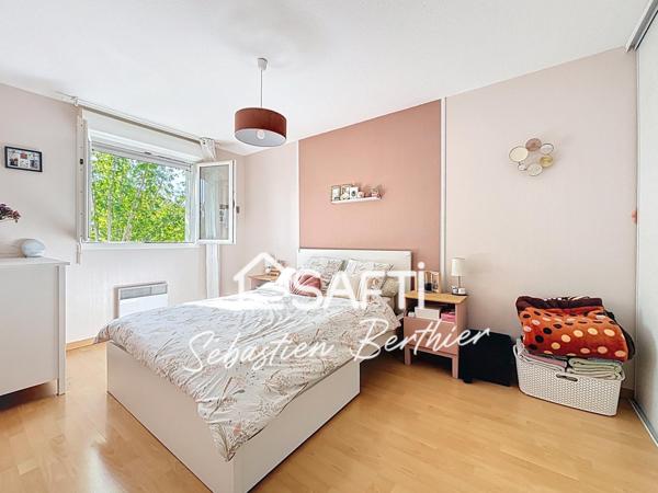 Lavaur – Maison T4 vendue louée dans résidence sécurisée avec piscine