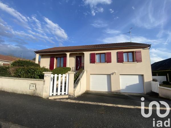 Maison traditionnelle 4 pièces de 115 m² à Montluçon (03100)