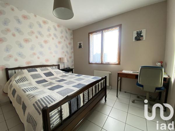 Maison traditionnelle 4 pièces de 115 m² à Montluçon (03100)