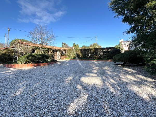 Maison Vaire 10 pièces - 231 m²