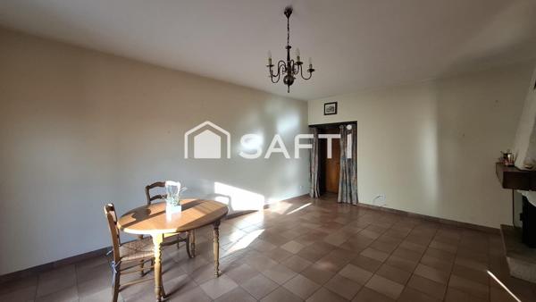 Maison au coeur du village