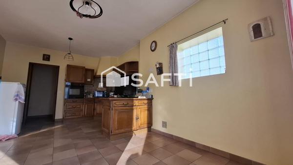 Maison au coeur du village