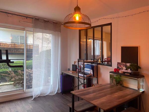 Grand Appartement T2 avec balcon & parking